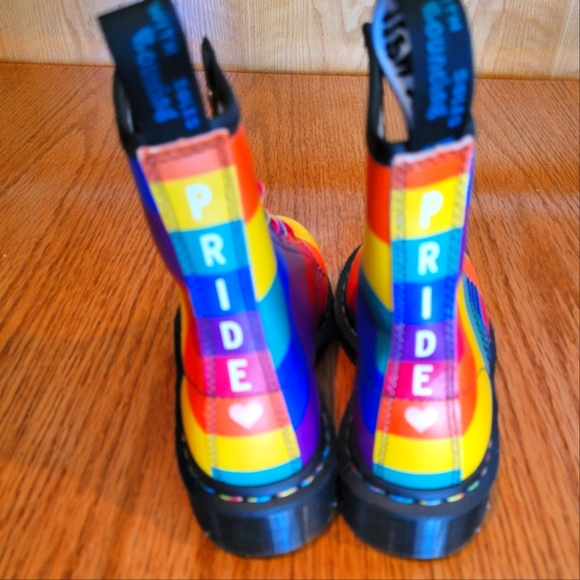 Made in Asia Doc Marten boot - Picture 4 of 9